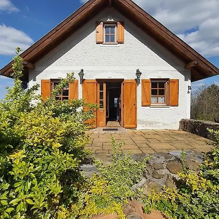 Sarkanyles Vendeghaz Ξενοδοχείο