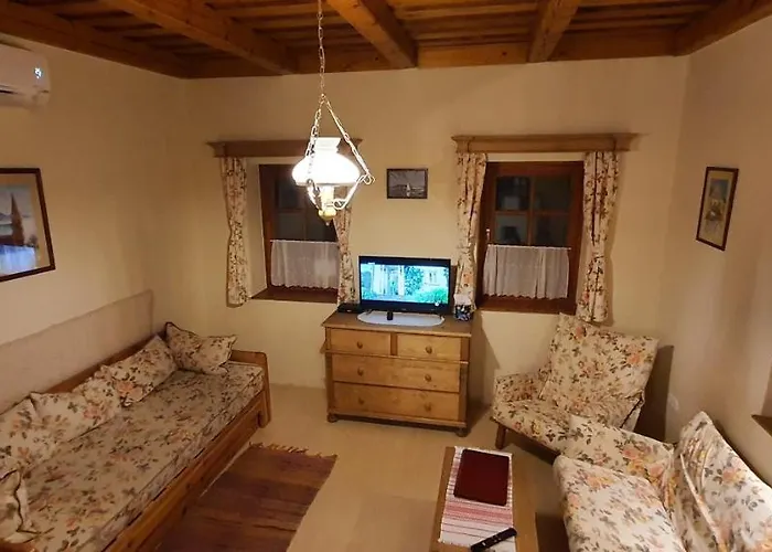 מלון Sarkanyles Vendeghaz Kisapati