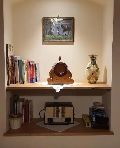 מלון Sarkanyles Vendeghaz *