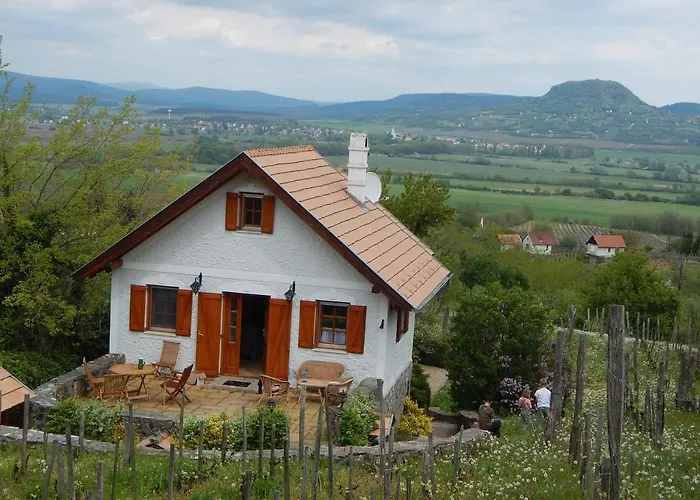 Sarkanyles Vendeghaz * Kisapati