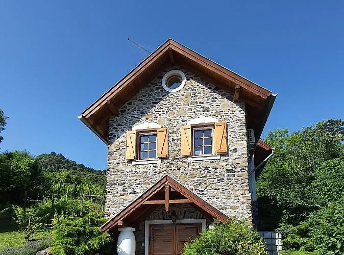 Sarkanyles Vendeghaz * Kisapati